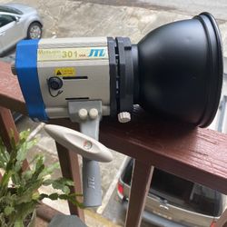 JTL Strobe Great For Flash  Photographers 