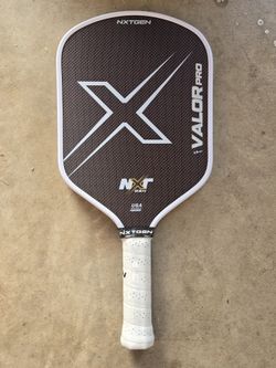 NXT Valor Pro Pickleball Paddle
