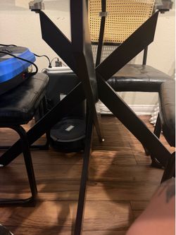 Round Dining Table