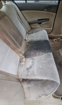 SERVICIO MÓVIL LAVADO DE CARROS Y DESMANCHADO DE ASIENTOS Y CARPETAS