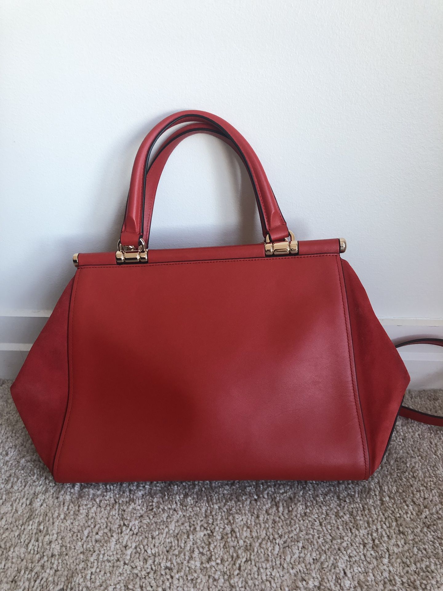 coach X Selena Gomez red shoulder bag for Sale in Boston, MA - OfferUp