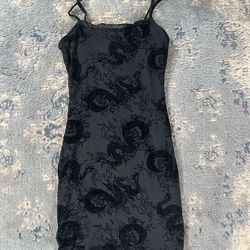 Divided Dragon Dress Size XS