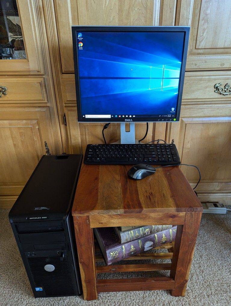 Computer Desktop DELL Optiplex 380
