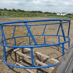 Round Bale Feeder