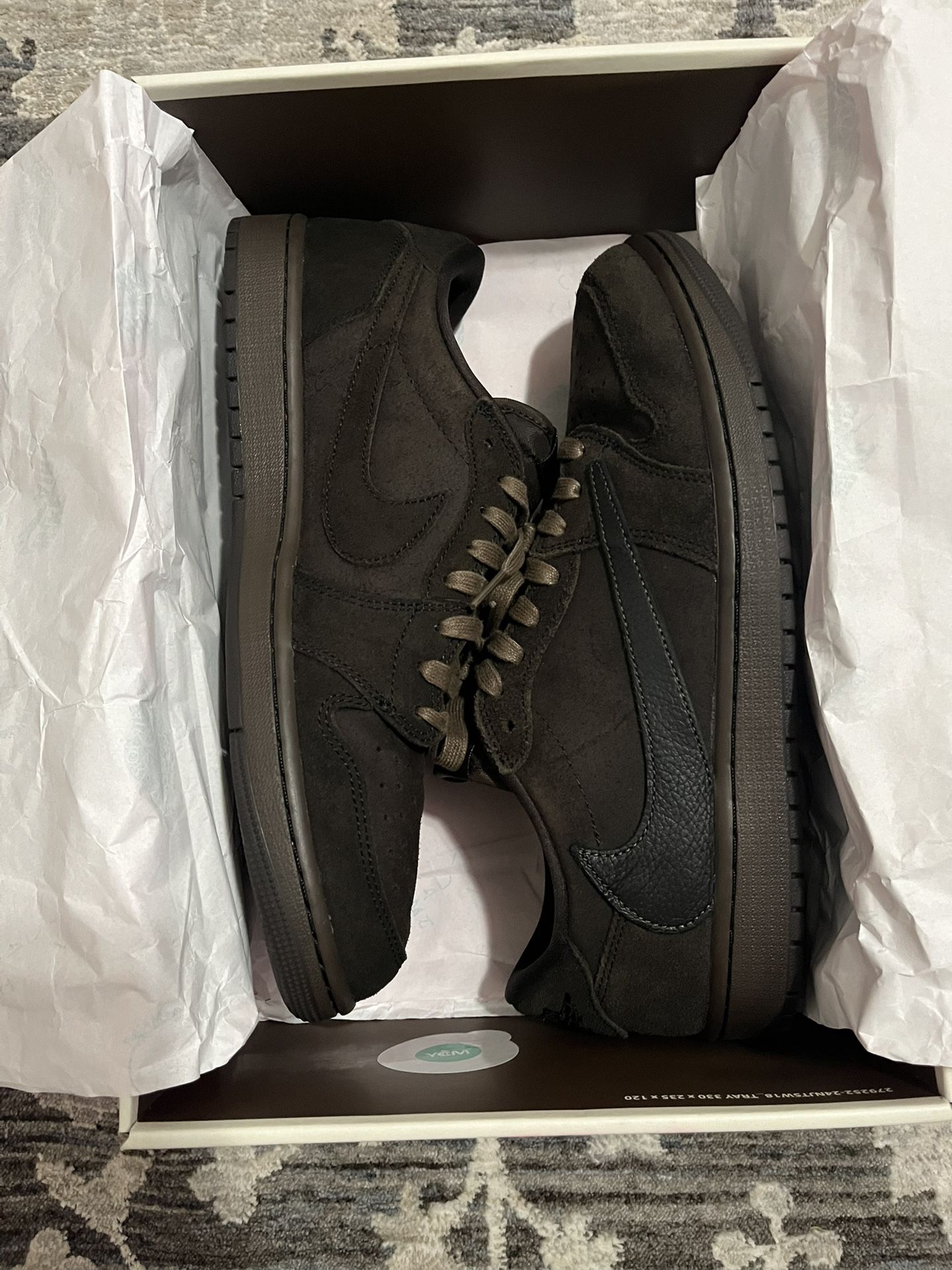 Jordan 1 Low Travis Scott “Velvet Brown”