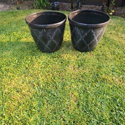 2 NEW POTS FOR PLANTS. 95 