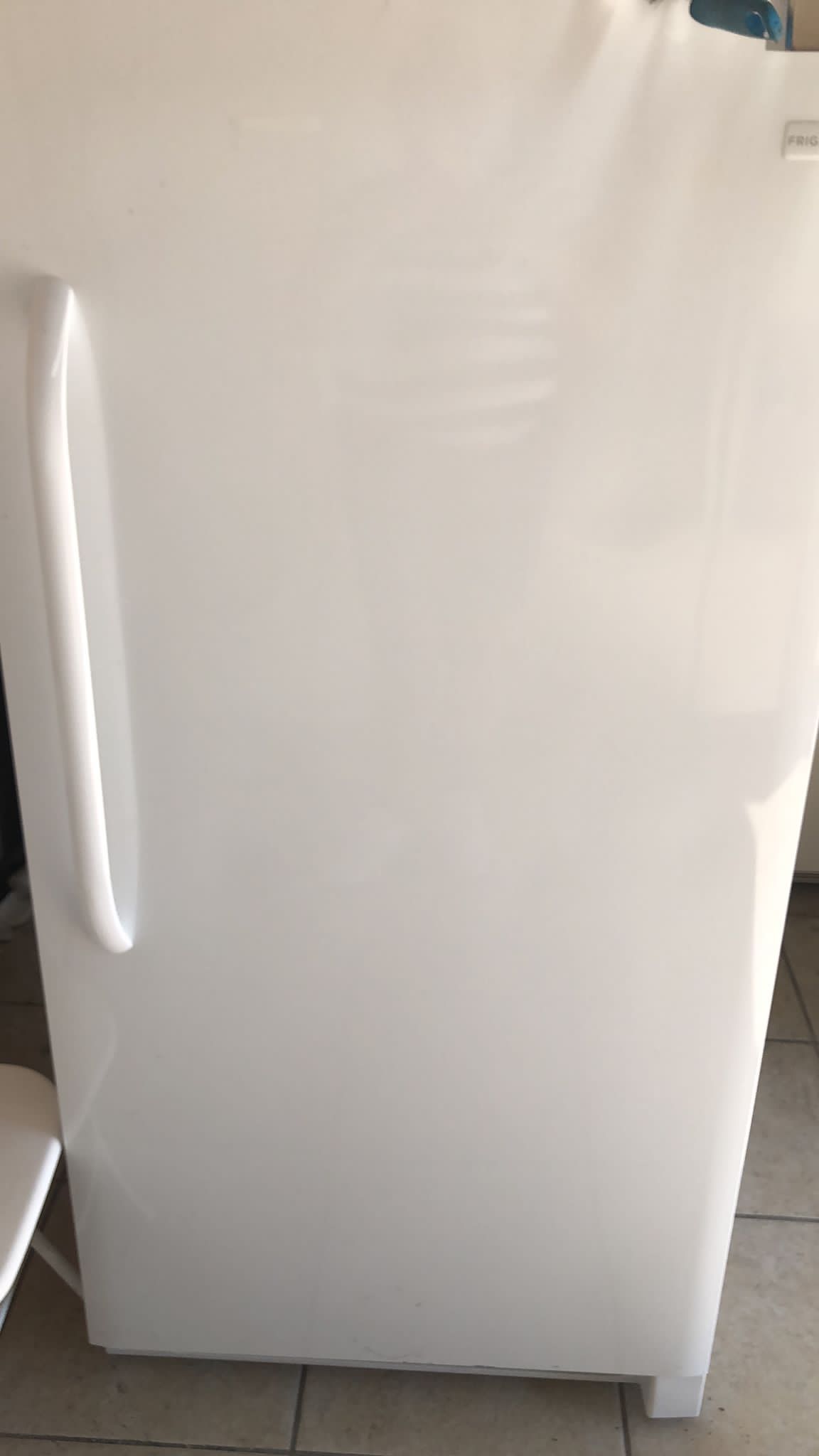 Freezer White Color 30w30d61h