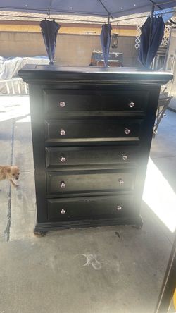 Drawer chest