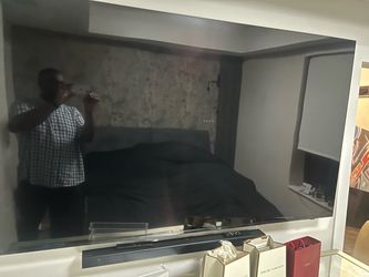 75 inch Samsung Tv