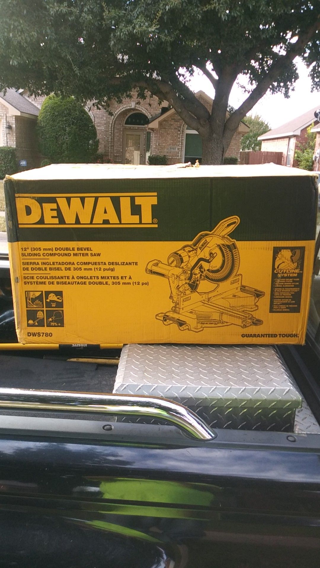 DEWALT 12" Double Bevel Sliding Compound Miter Saw