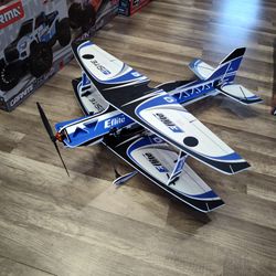 4site 3D RC airplane brand new Bond and fly already assembled brand new