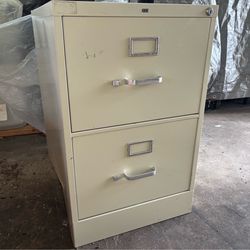 HON BRAND 2 DRAWER FILE CABINETS  CABINET FILES IN GREAT SHAPE!!!!!! DELIVERY AVAILABLE!!! $49 EACH