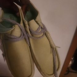 Wallabees 