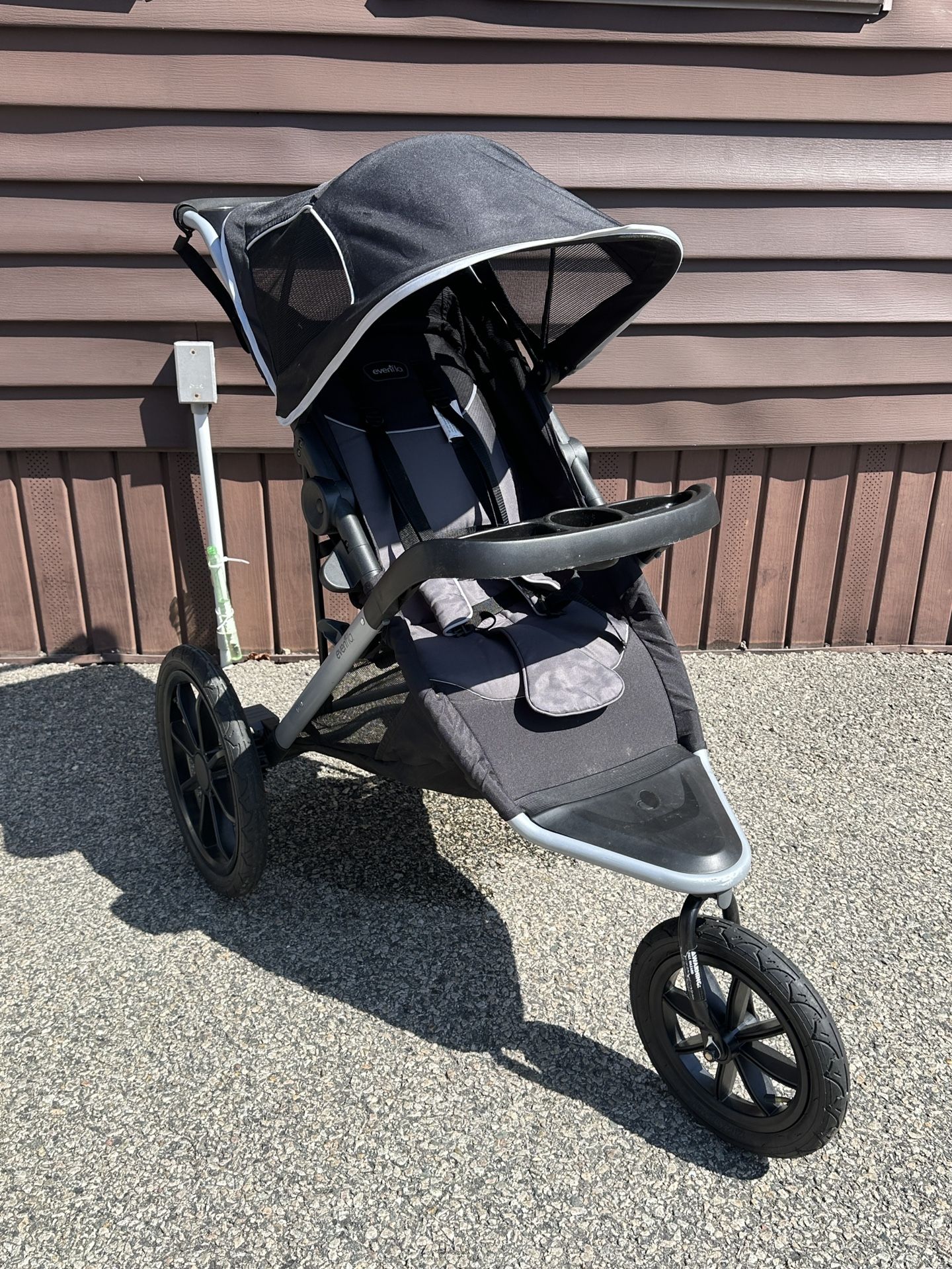Evenflo Victory Plus Jogger Stroller