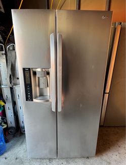 LG side by side stainless steel refrigerator
