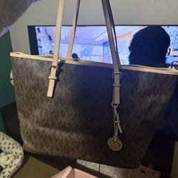 Michael Kors Tote 