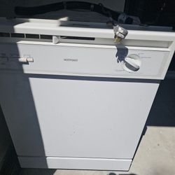 Hotpoint Dishwasher 