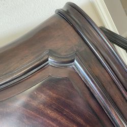 Beautiful King Maple Bed Haverty’s