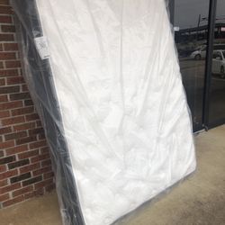 Never Used Full Mattress