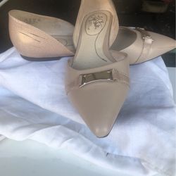 NEW* Women’s Flats Size 6.5 M Shoes