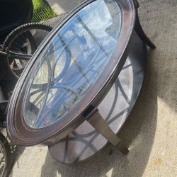  Elegant Glass Top Coffee Table - Solid Wood Frame!