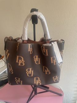 Dooney and Bourke bag