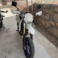 SuzukiDrz 400