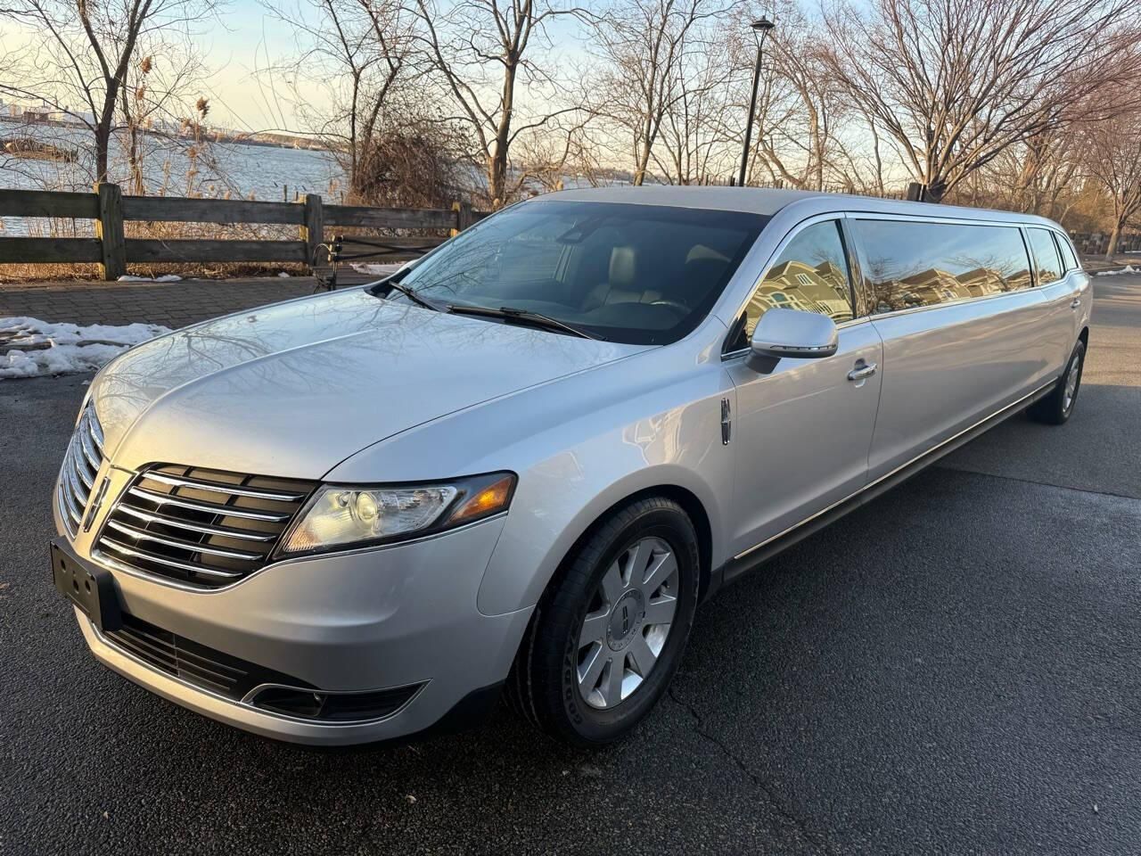 2019 Lincoln MKT
