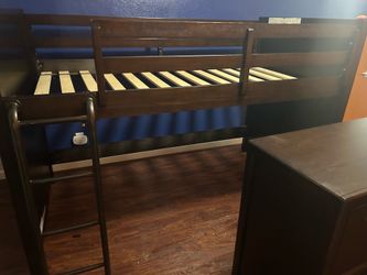 FREE twin size loft bed and matching dressers