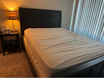 Bedroom set
