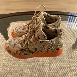 LaMelo Ball Camo Shoes 