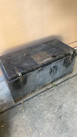 Metal toolbox
