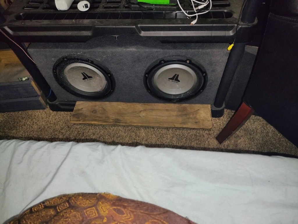 JL AUDIO 2X 12.