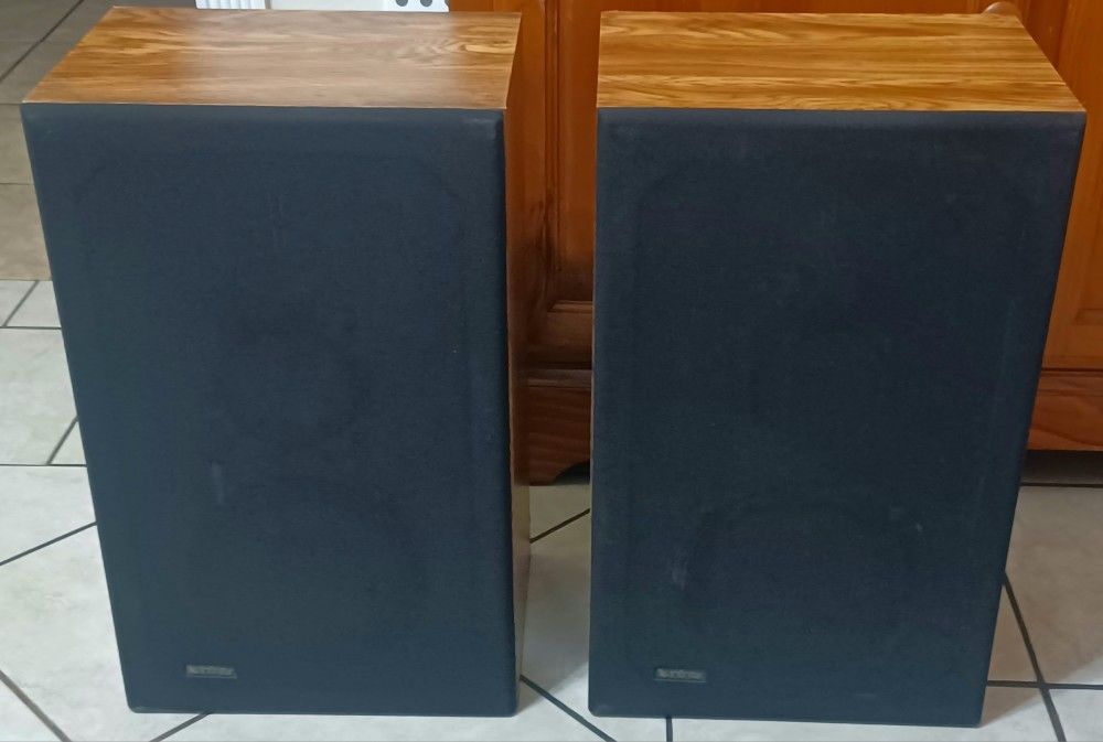 Vintage Infinity RS7 speakers c.1984—32kHz EMIT Tweeters Superb Fully Tested