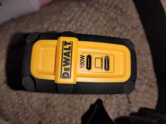 DeWalt Wall Plug high speed 100watt charger