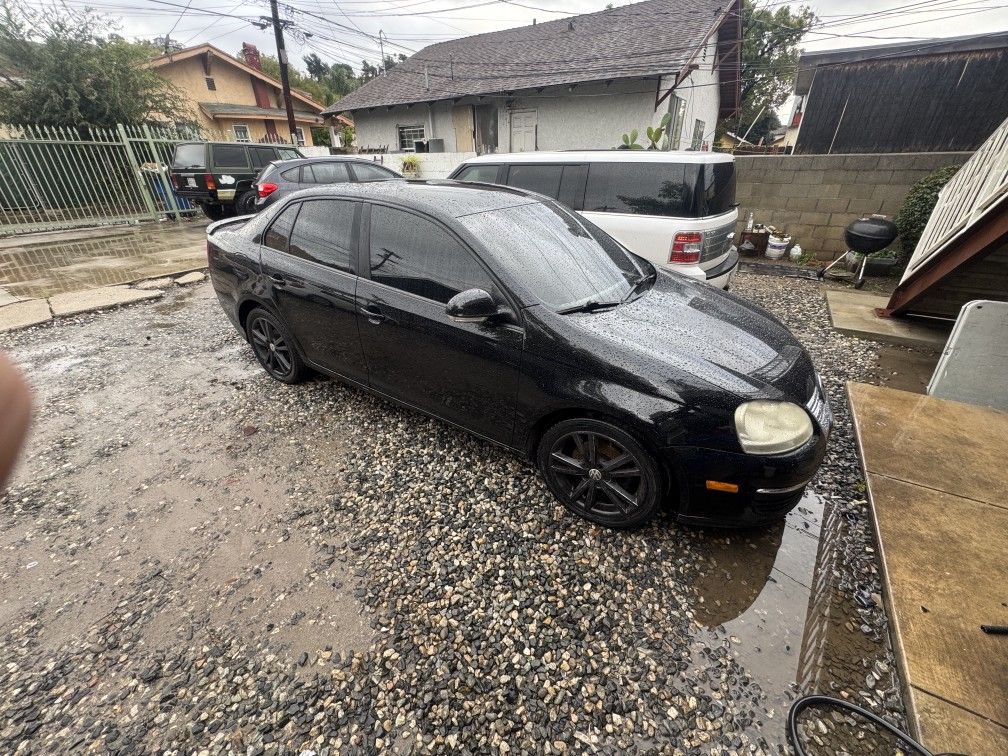 2006-2010 VW JETTA PARTS! ENGINE GREAT SHAPE AND PARTS!