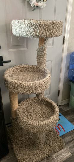 Multi-Level Carpeted Cat Tree