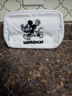 Women's Lululemon Crossbody Belt Bag