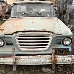 1961 Studebaker Silver Hawk
