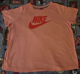 Nike Graphic T-Shirt Pink