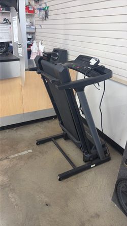 Folding Treadmill with Digital Console