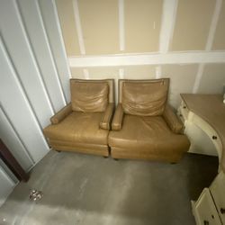 Gorgeous Well Crafted Leather Chairs & Desk