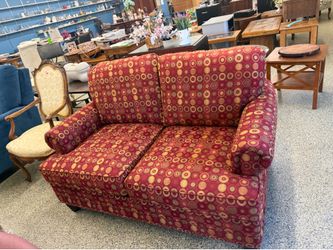 Love seat