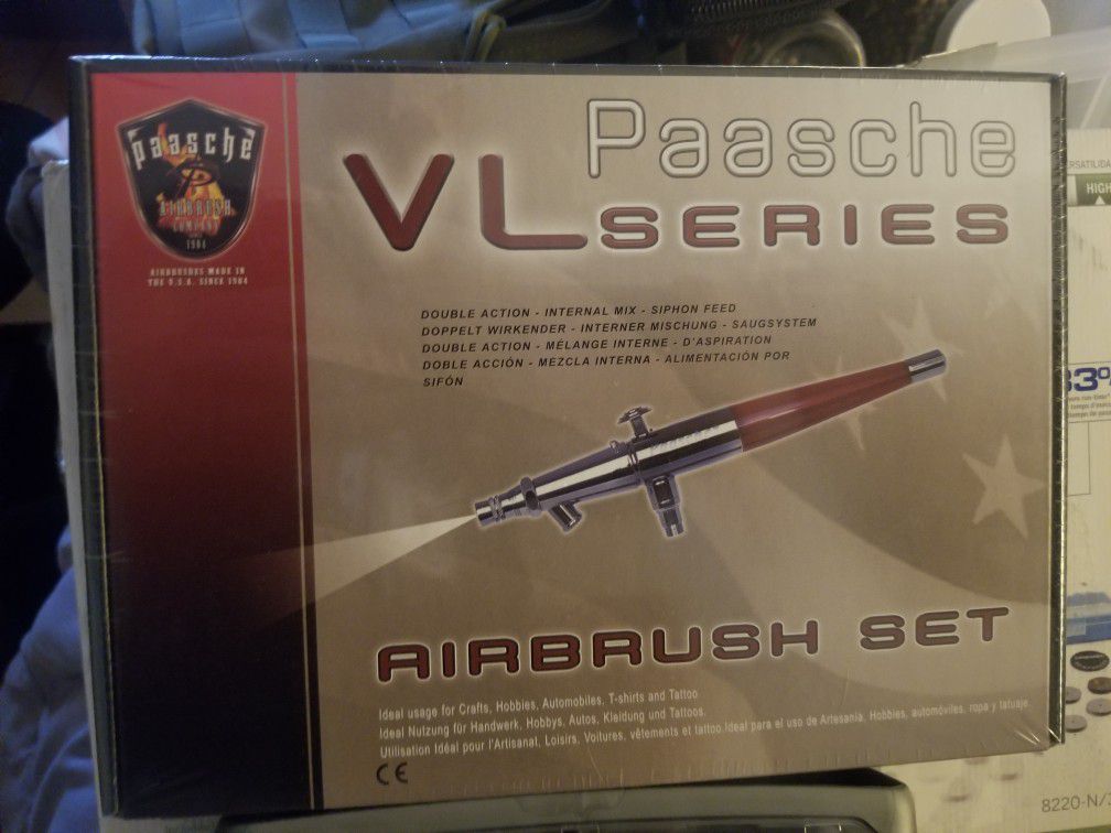 Paasche VL series airbrush set
