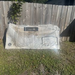 Rubber Maid Storage 7x7