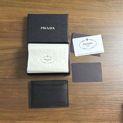 Prada Saffiano Wallet New In Box 
