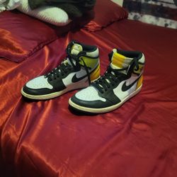 Jordan 1 Highs Volt Gold Size 11