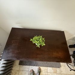Dining  table