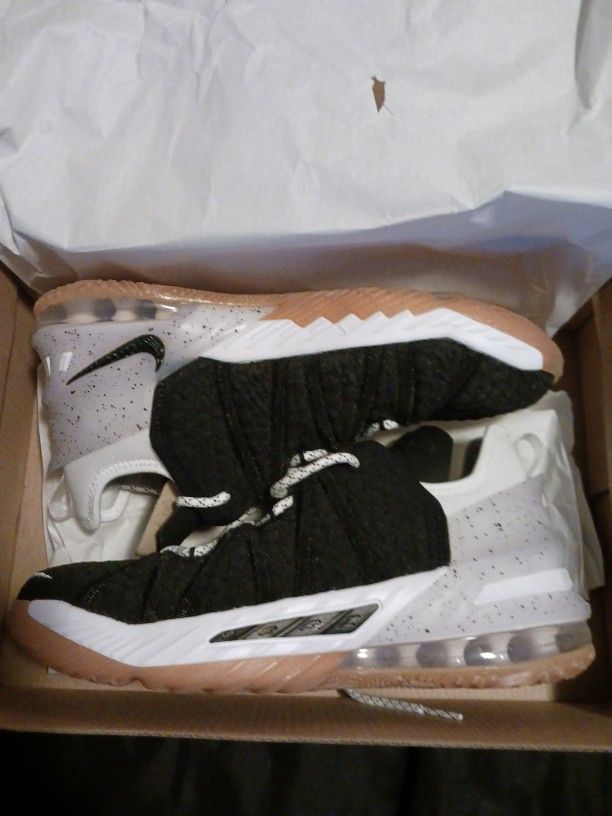 Wholesale DS And Used Shoes