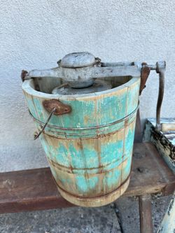 Vintage “White Mountain” Ice Cream Maker